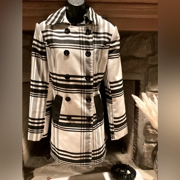 BCX BLACK & WHITE PLAID DOUBLE BREASTED PEACOAT SZ.L - Picture 10 of 16